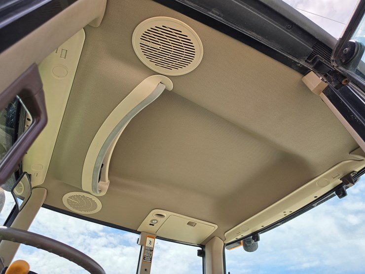 2006-john-deere-7520-image-16