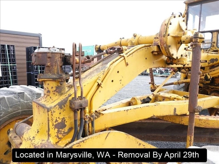 1965-caterpillar-120-image-31