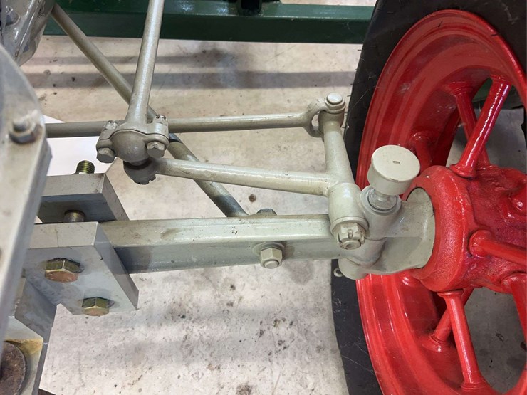 1927-fordson-with-continental-corn-picker-image-17