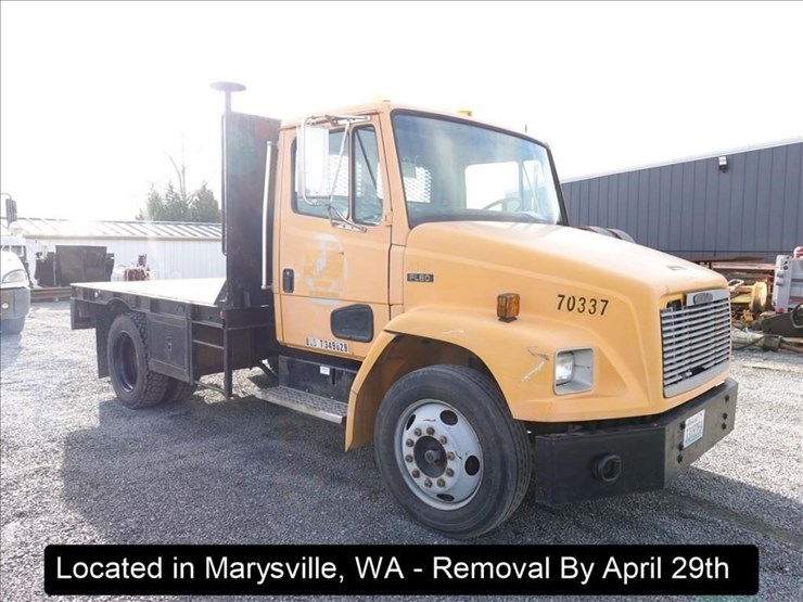 1995-freightliner-fl60-image-18