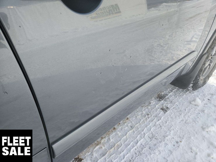 2014-nissan-titan-image-38