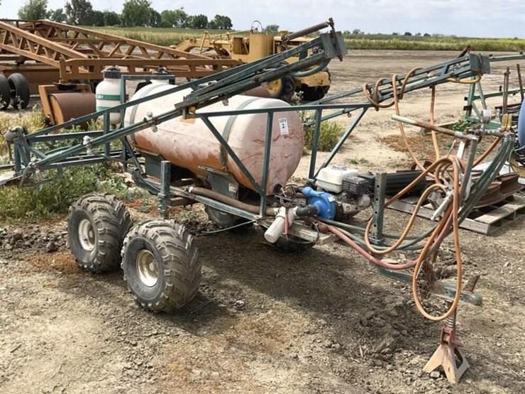 pbm-100g-poly-tank-pull-strip-sprayer,-30'-image-1