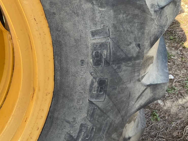 allis-chalmers-i-500-rough-terrain-forklift-image-11