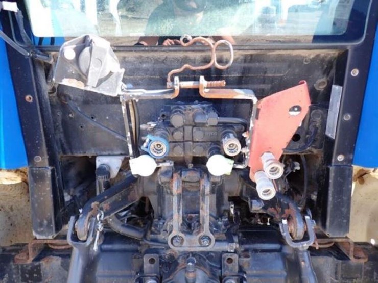 2014-new-holland-t4.75-image-52