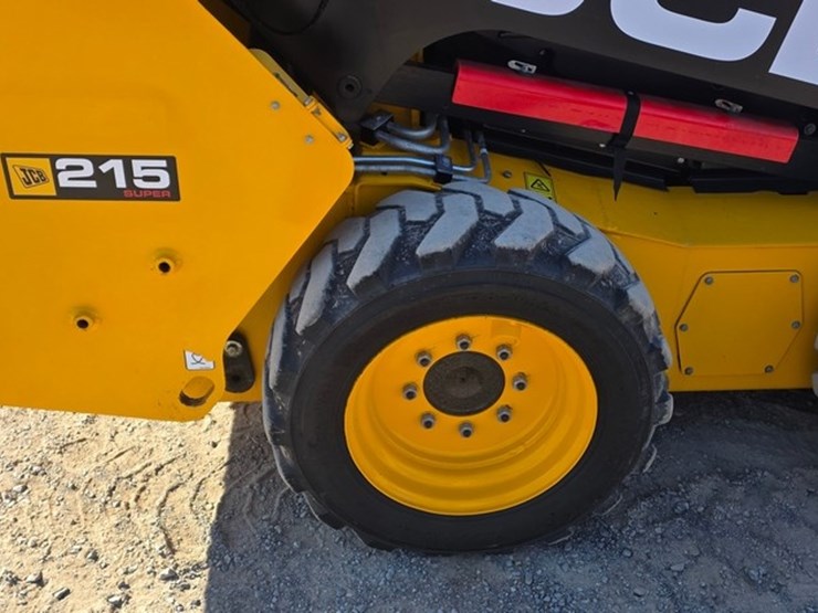 2024-jcb-215-image-14