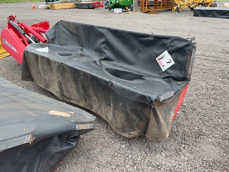 massey-ferguson-1328-image-4