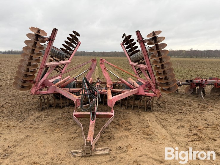 international-490-image-2