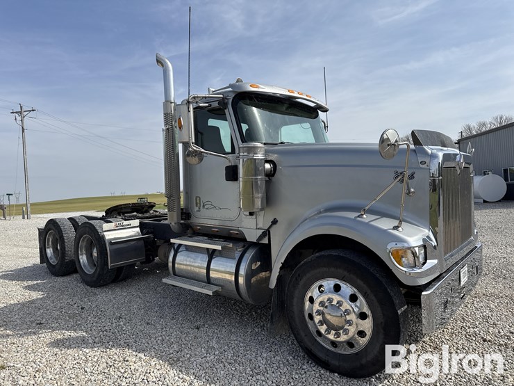 2013-international-9900-image-3