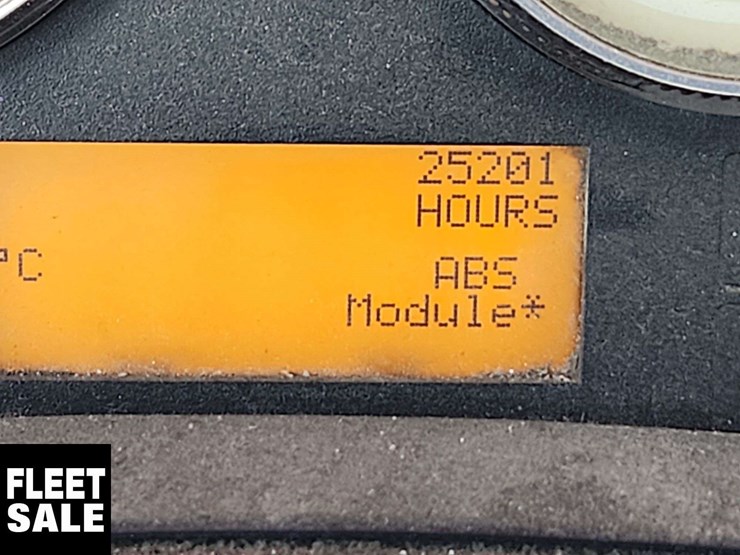 2014-international-prostar-image-29