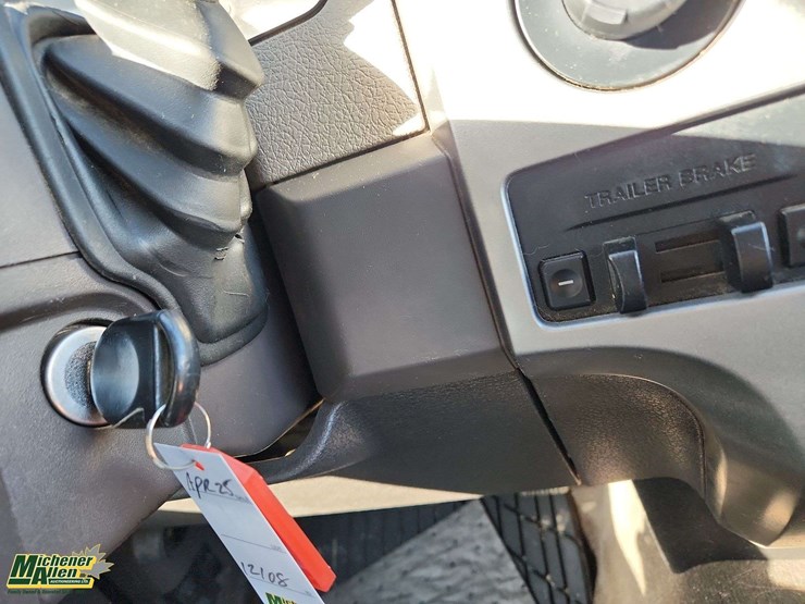 2010-ford-f150-image-25