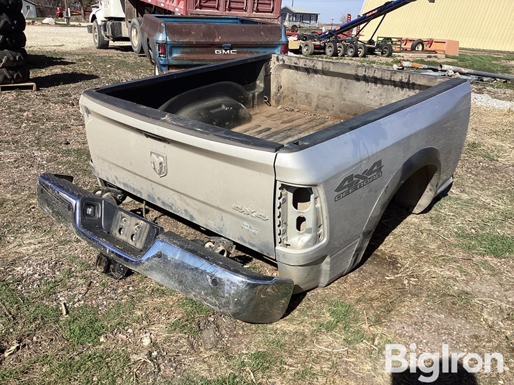 2018-dodge-ram-2500-image-5