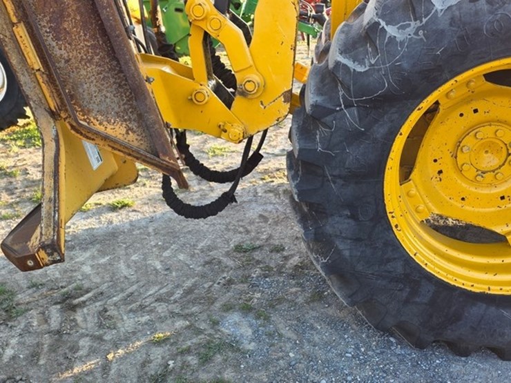 2002-john-deere-6410-image-17