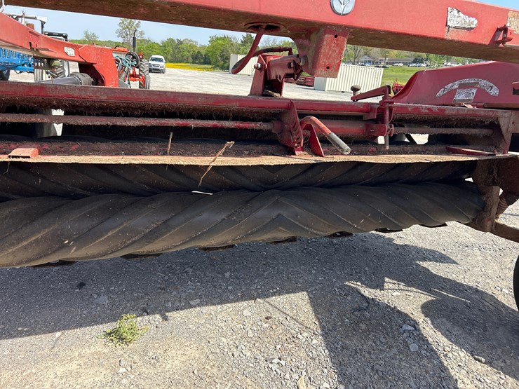 new-holland-h7230-image-7