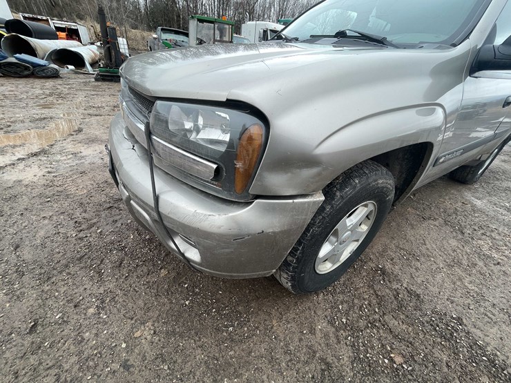 2003-chevrolet-trailblazer-image-9