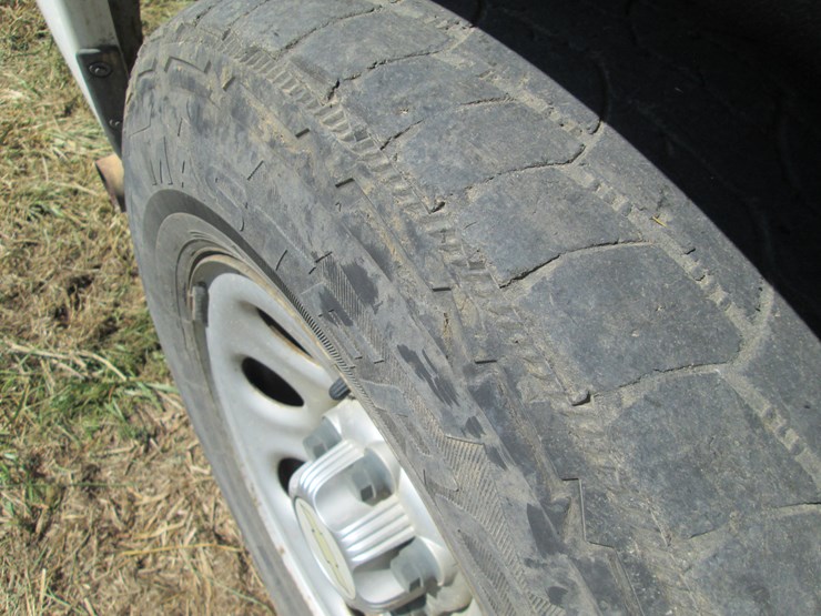 2012-chevrolet-express-g1500-image-5