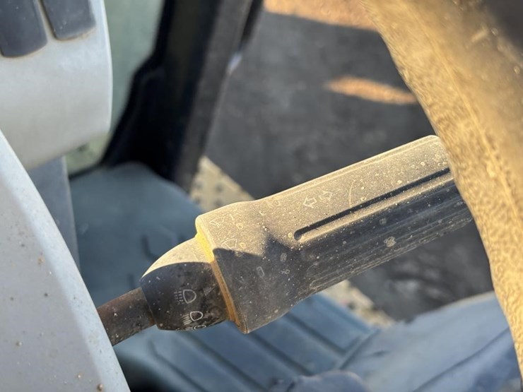 caterpillar-415f2-il-image-35