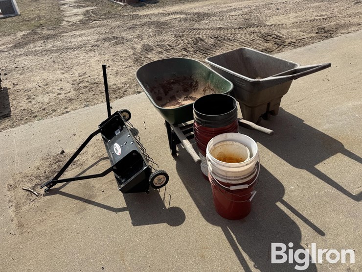wheel-barrows-&-yard-rake-image-5