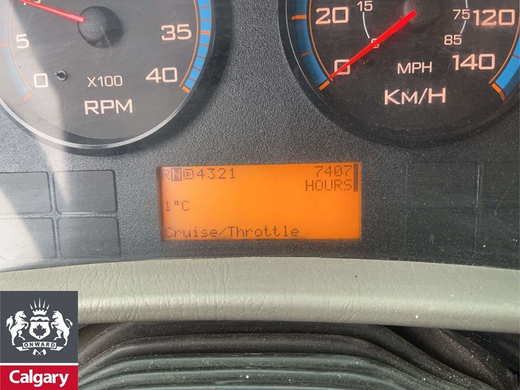 2019-international-workstar-7400-image-22