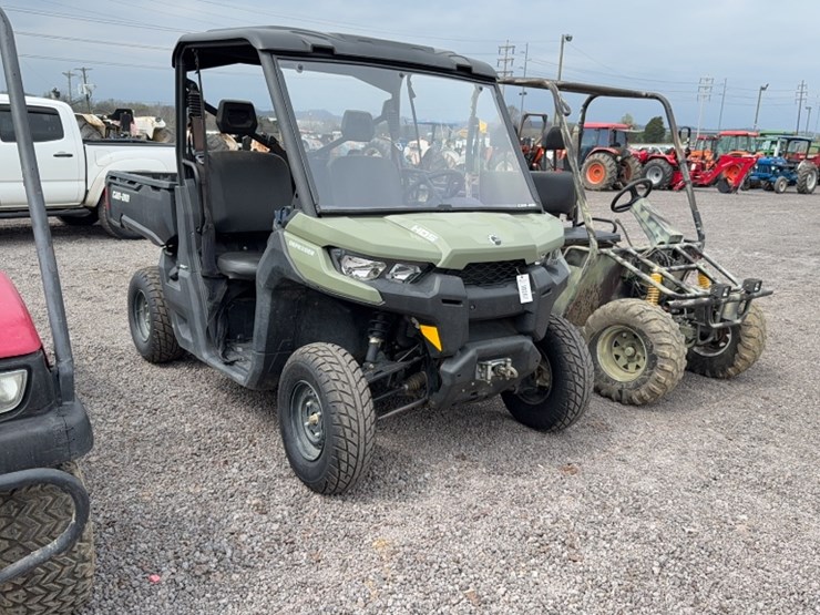 #3075-•-canam-defender-hd5-utv-image-3