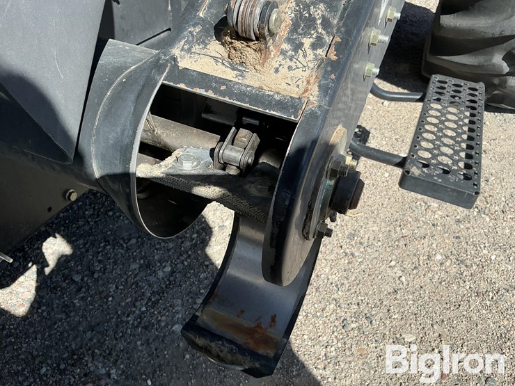 2012-case-ih-5088-image-13