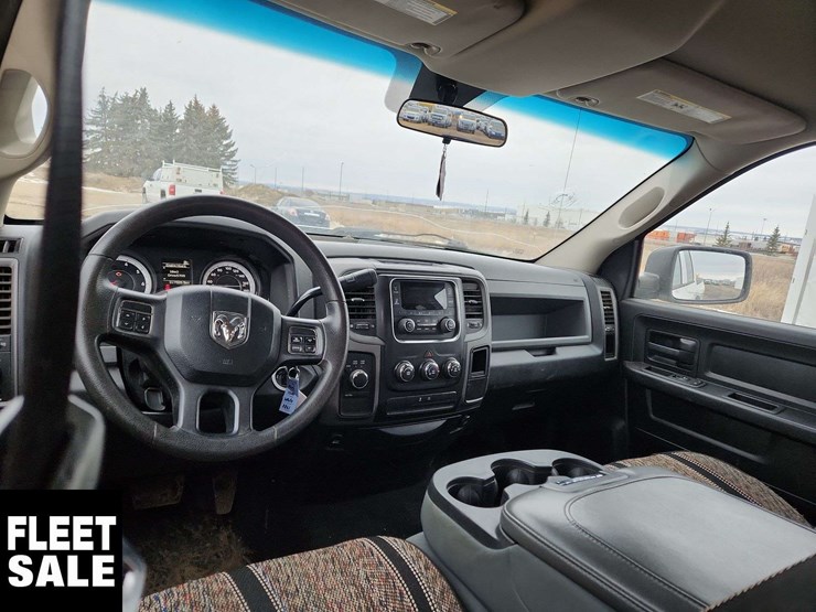 2013-dodge-1500-image-19