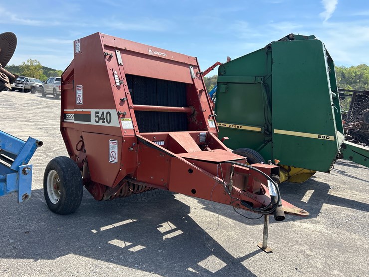 hesston-540-image-3