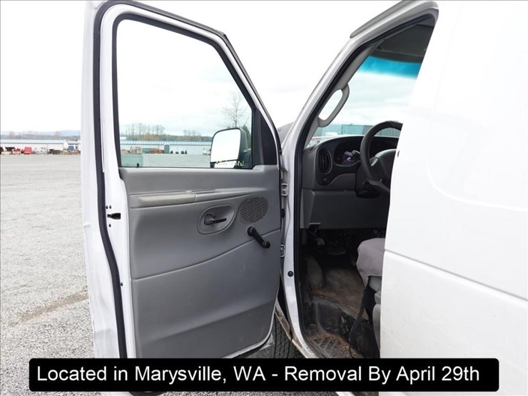 2006-ford-e250-image-19