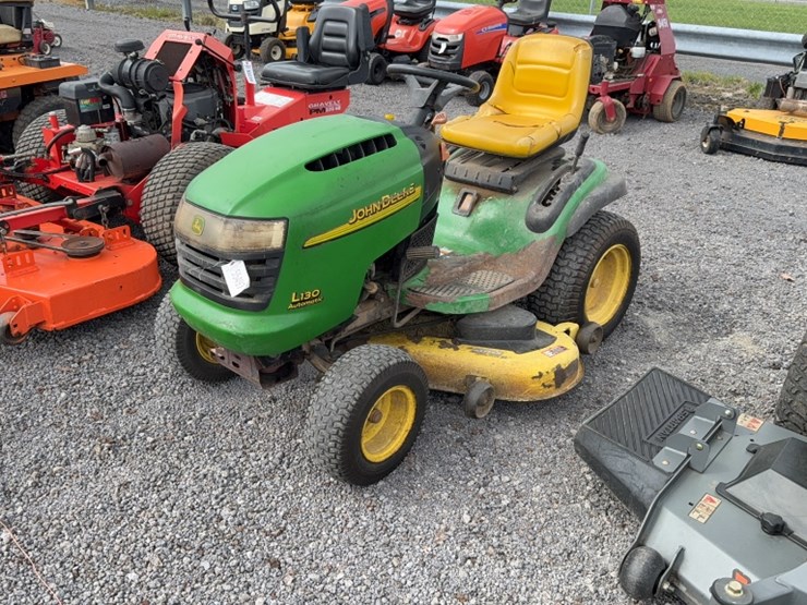 john-deere-l130-image-1