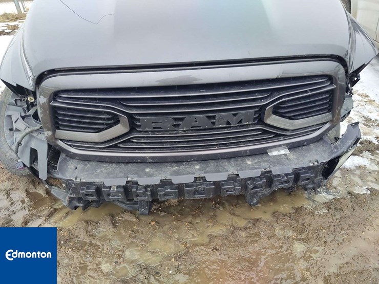 2018-dodge-1500-image-32