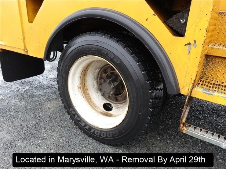 2002-international-durastar-4400-image-27