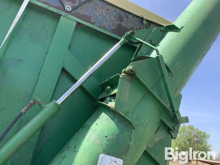 john-deere-650-image-13