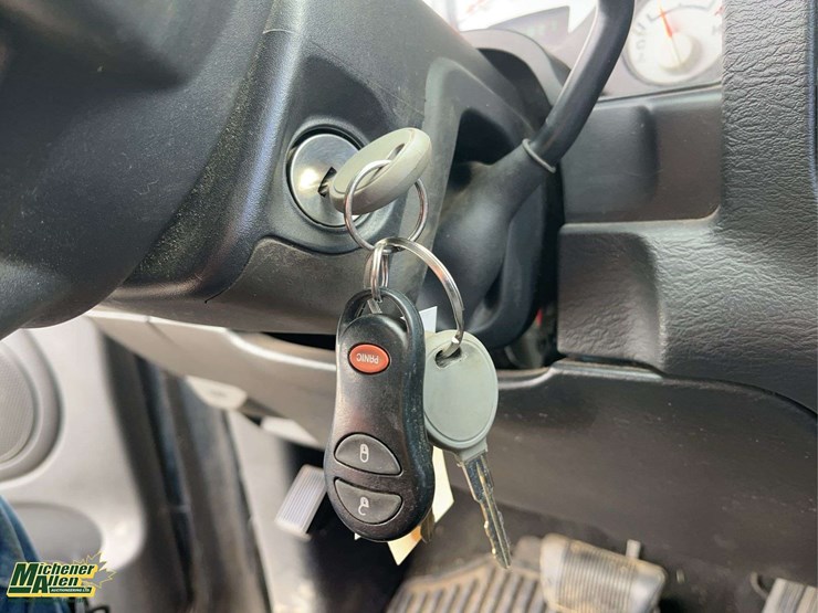 2004-dodge-ram-1500-image-19