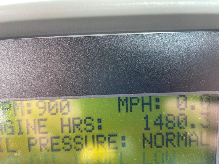 2011-new-holland-h8060-image-55