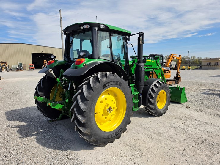 2023-john-deere-6130m-image-10
