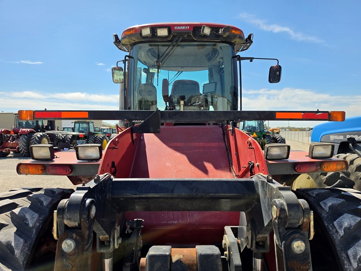 2014-case-ih-420-image-17