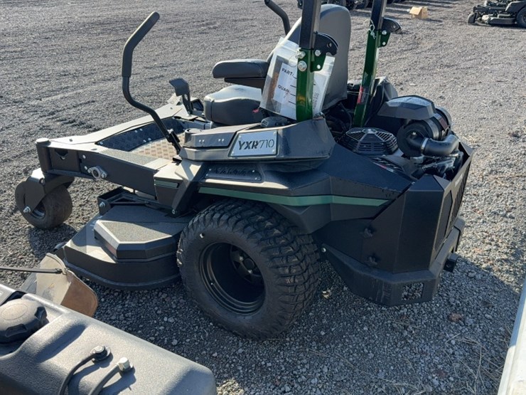 #4061-•-yakta-yxr-710-zero-turn-mower-image-10