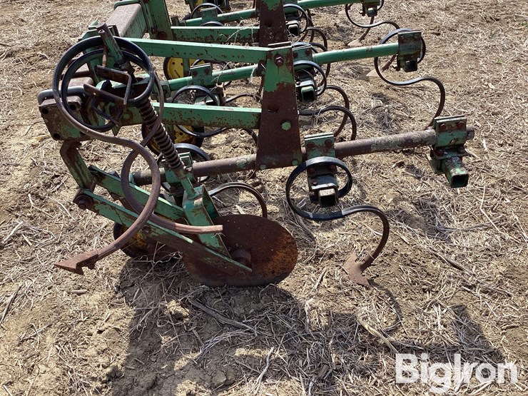 john-deere-6-image-16