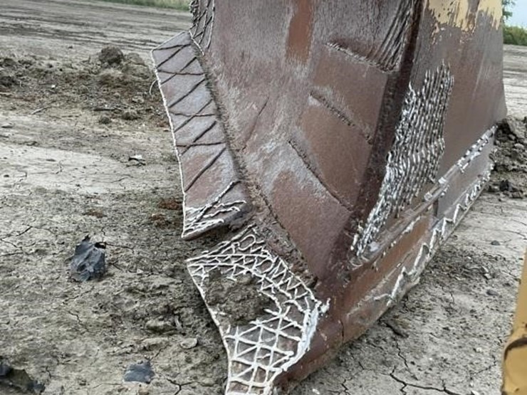 custom-1-way-pull-v-ditcher-image-13