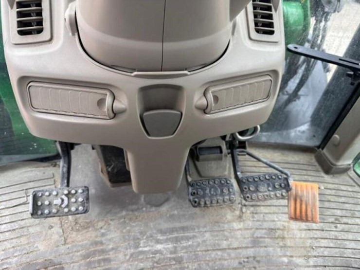 2020-john-deere-6130m-image-73