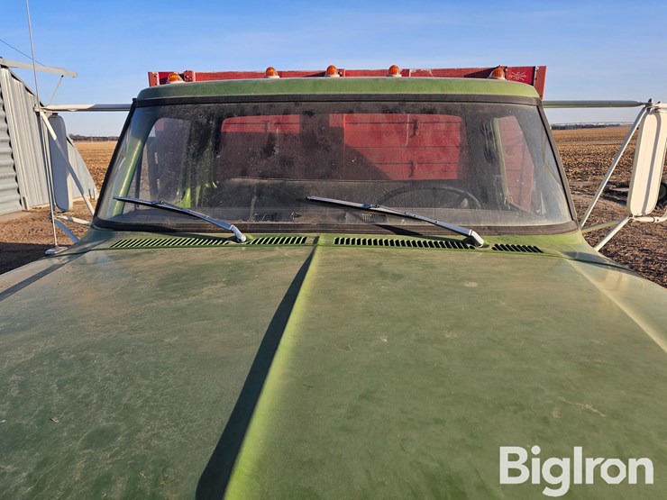 1975-ford-f600-image-9