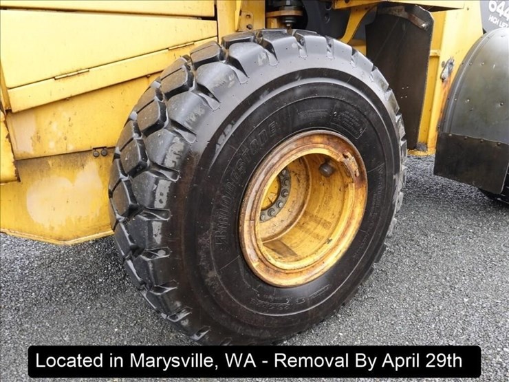 2004-deere-644j-image-29