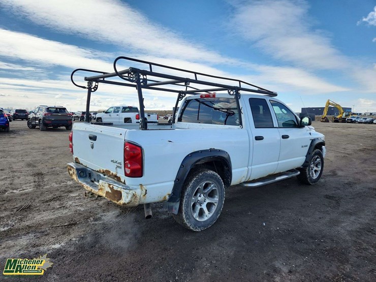2008-dodge-ram-1500-image-3