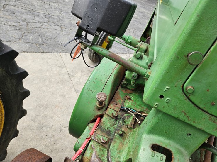 1953-john-deere-70-image-30
