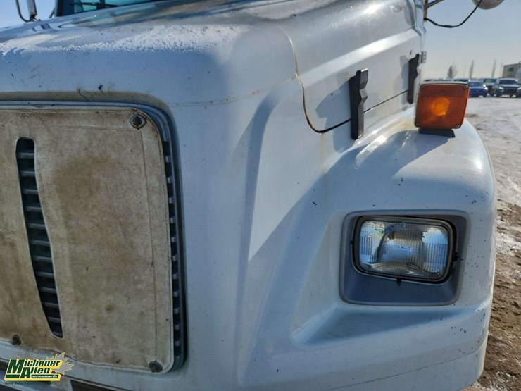 2006-international-durastar-4300-image-51