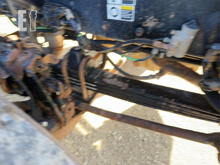 2002-kenworth-t800-image-47