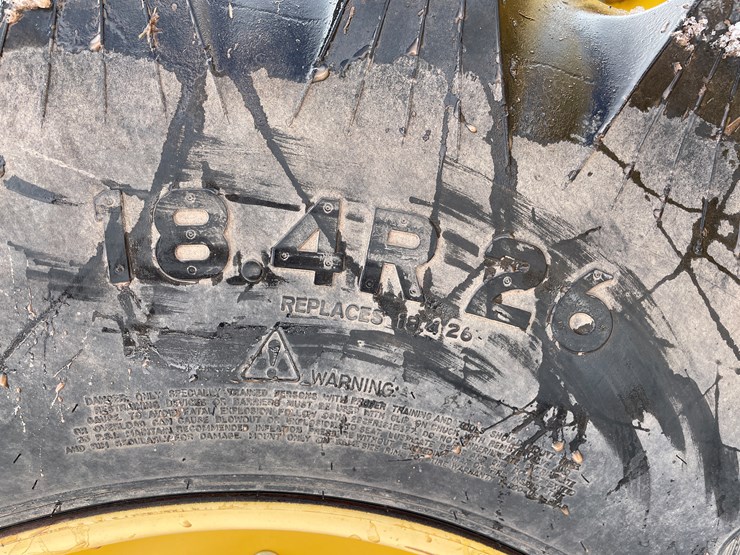 2011-new-holland-h8060-image-25