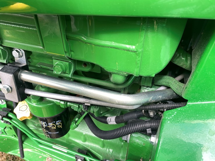 2019-john-deere-5090m-image-39