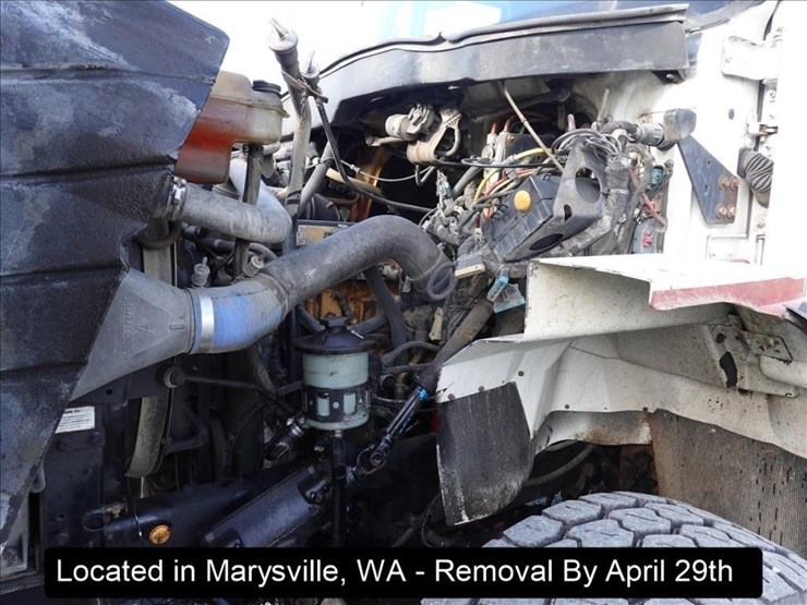 2005-international-7600-image-26