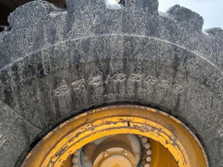 2012-volvo-l220g-image-21