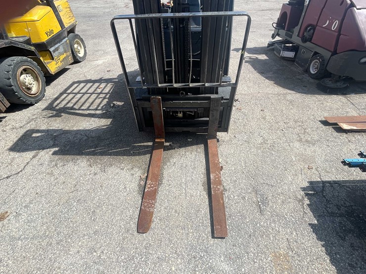 #354-•-doosan-forklift-(neenah,-wi)-image-9